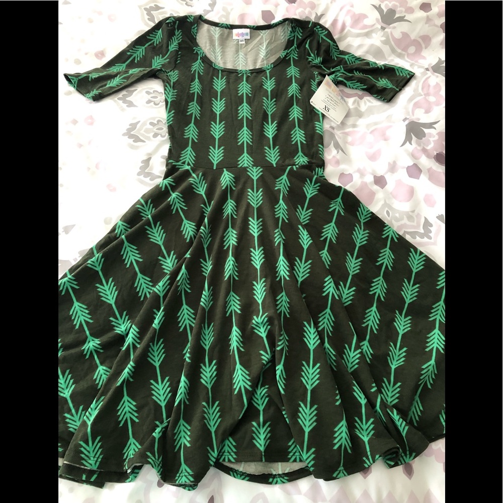 NWT Green Arrows Nicole Lularoe Dress
